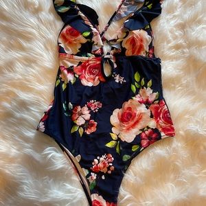 Cupshe Swimsuit